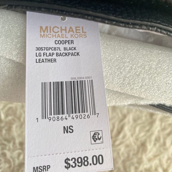 NWT Michael Kors LG Cooper Leather Flap Backpack Black main image 8